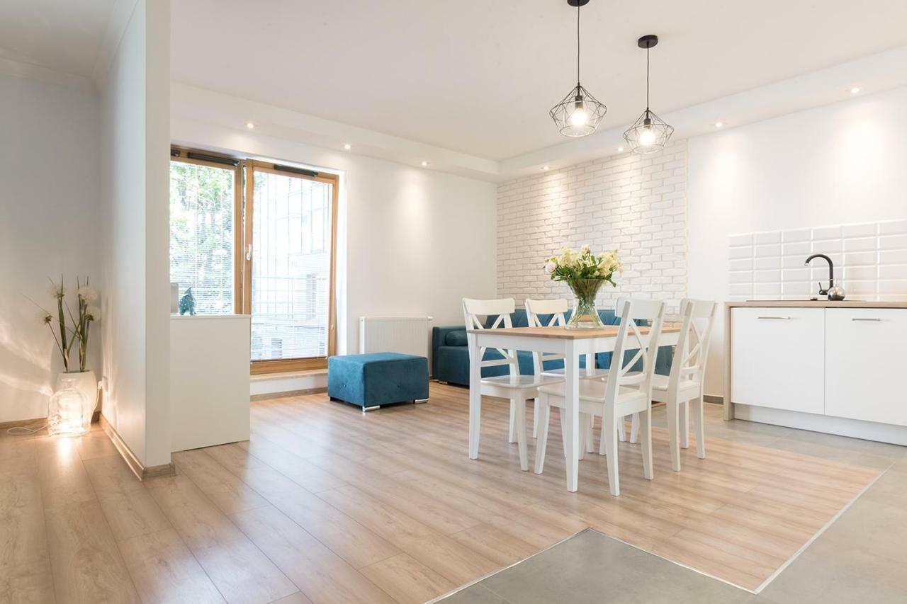 Blue Apartment In Vibrant Heart Of Gdynia Bagian luar foto